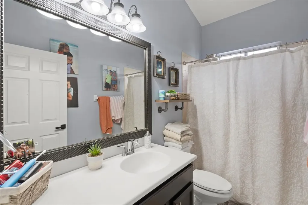 6723 Tailfeather Way Bradenton FL 34203