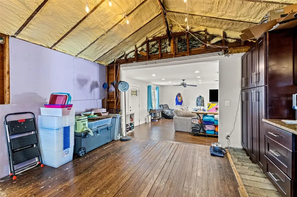 1747 26th Avenue N St Petersburg FL 33713