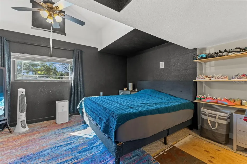 1747 26th Avenue N St Petersburg FL 33713