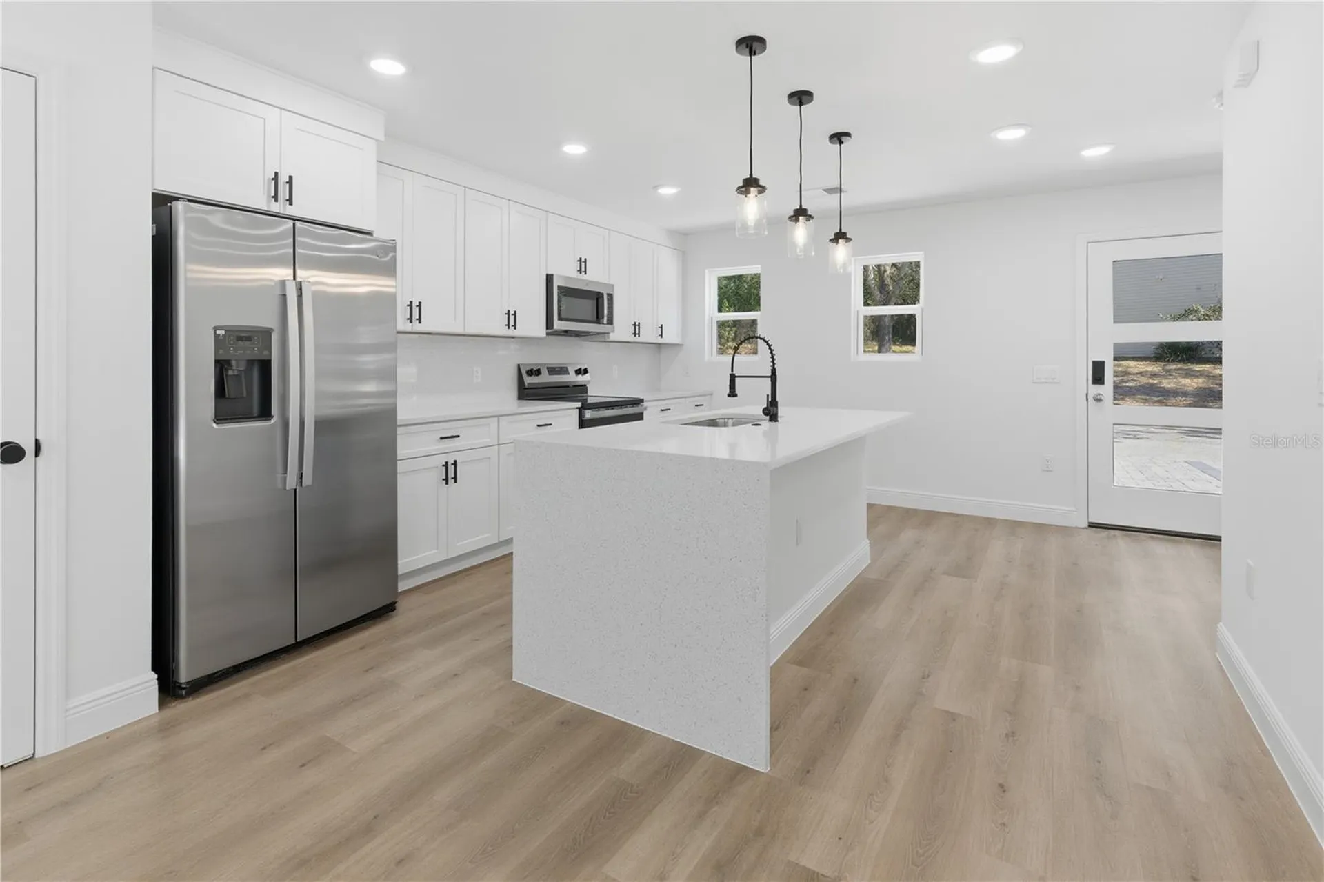 727 Clemson Drive Altamonte Springs FL 32714