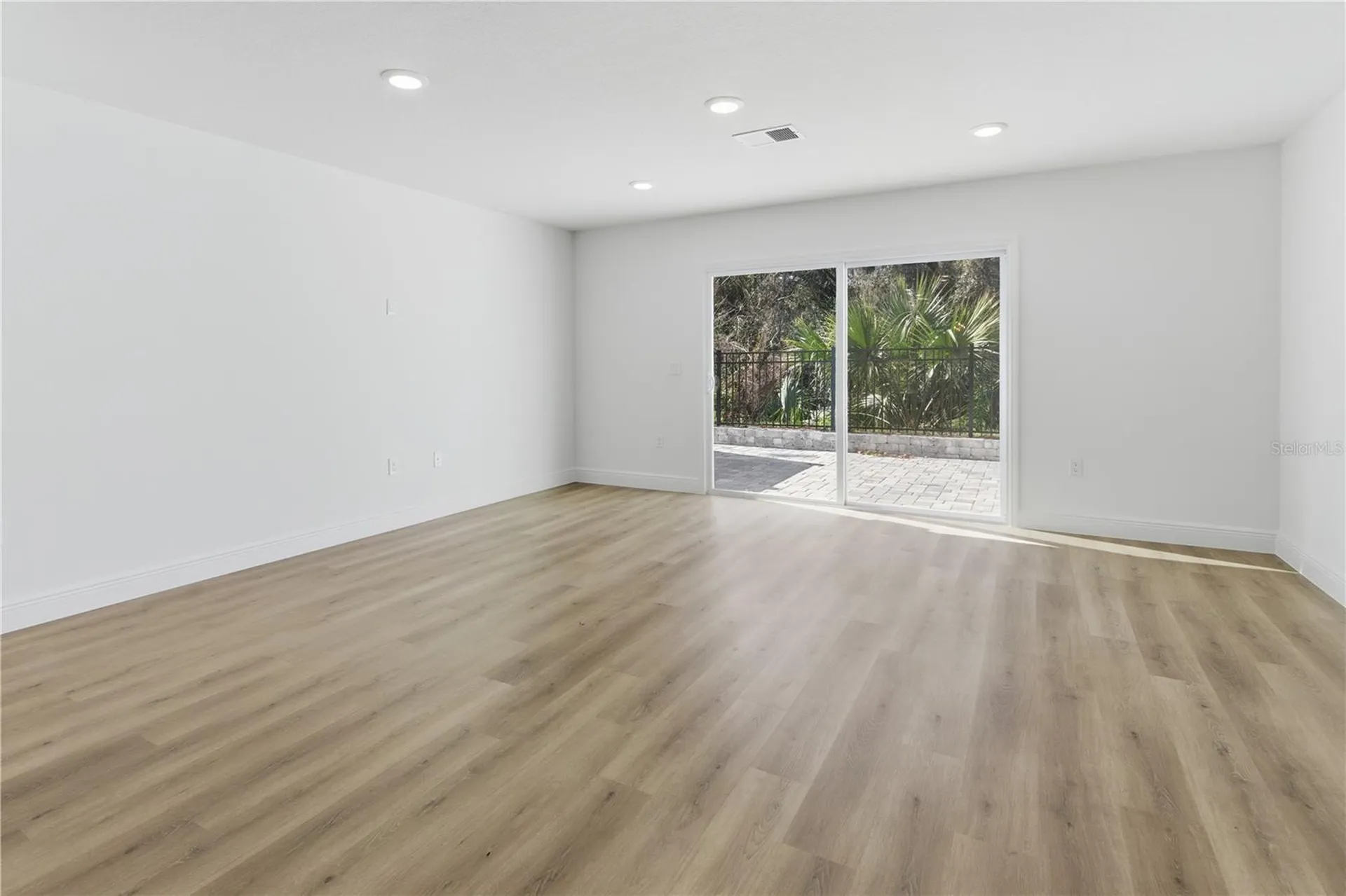 727 Clemson Drive Altamonte Springs FL 32714