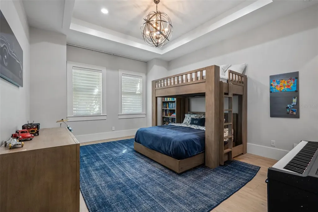1643 Stanford Lane Sarasota FL 34231