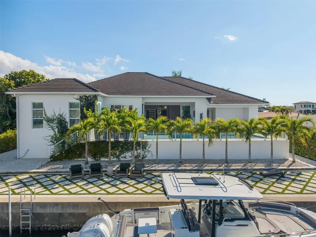 1643 Stanford Lane Sarasota FL 34231