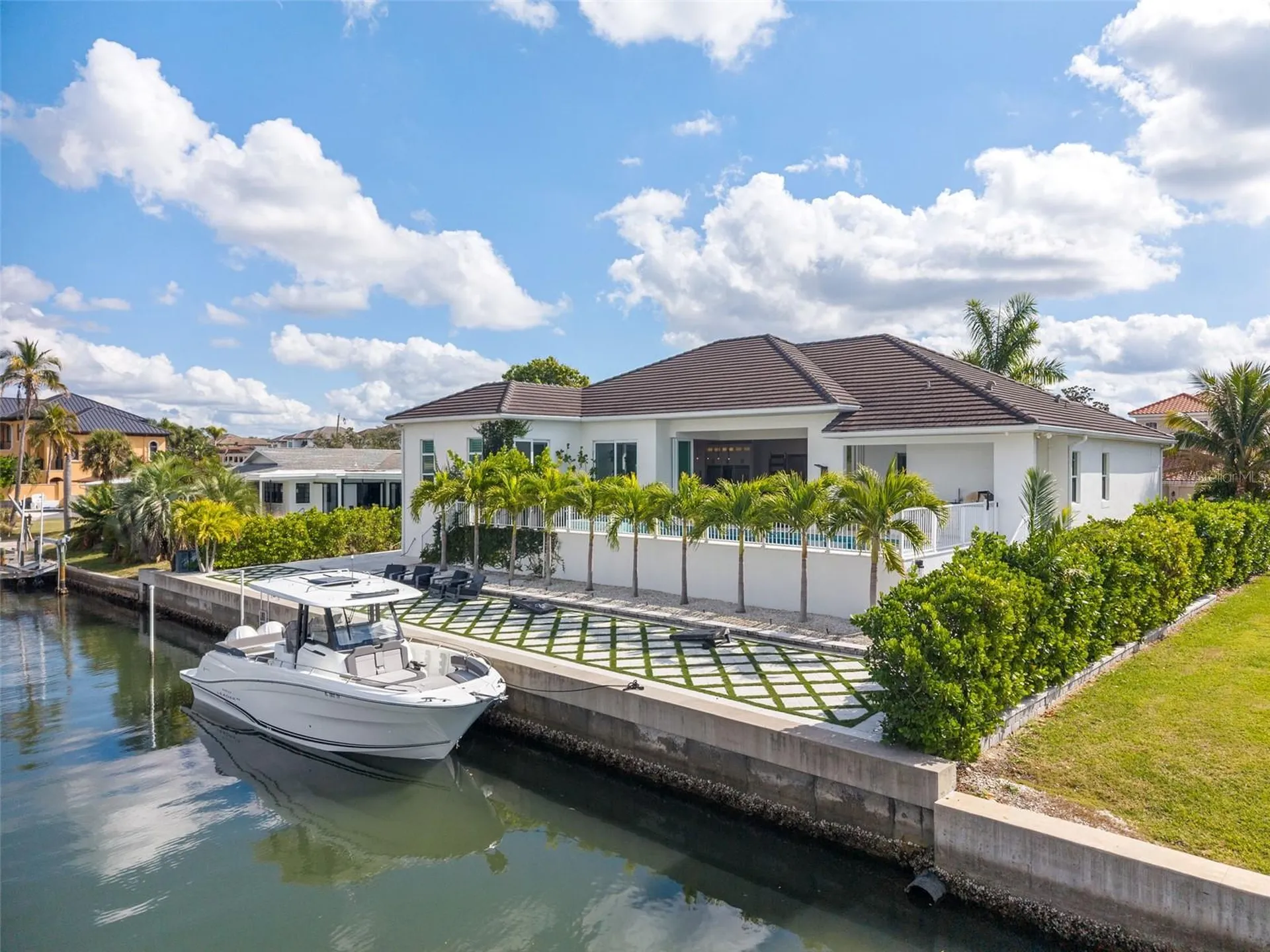 1643 Stanford Lane Sarasota FL 34231