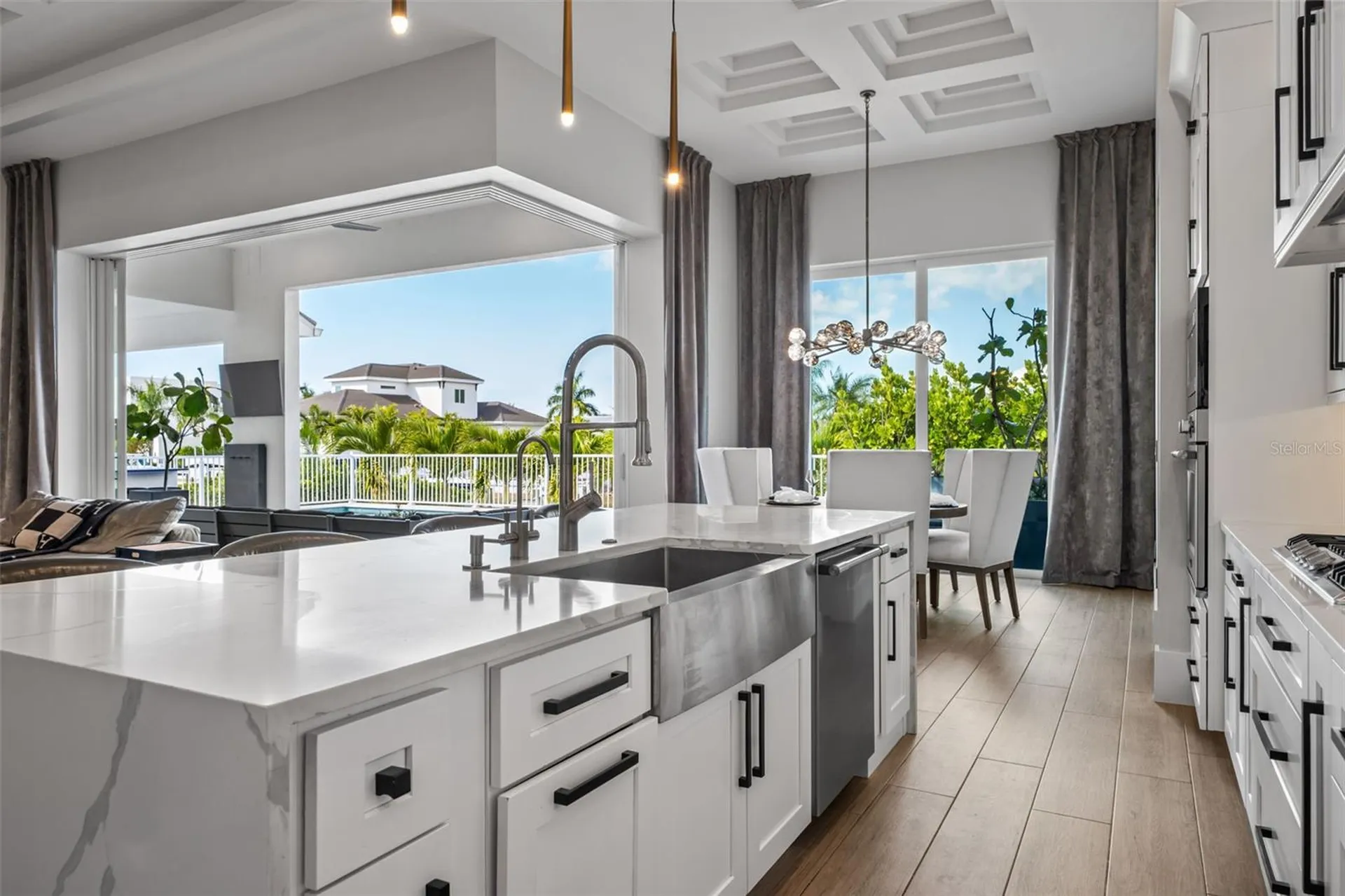 1643 Stanford Lane Sarasota FL 34231