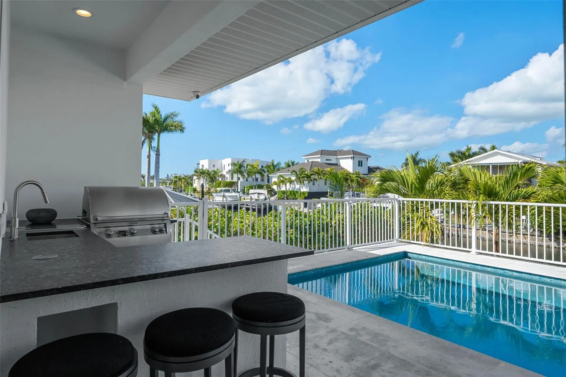 1643 Stanford Lane Sarasota FL 34231