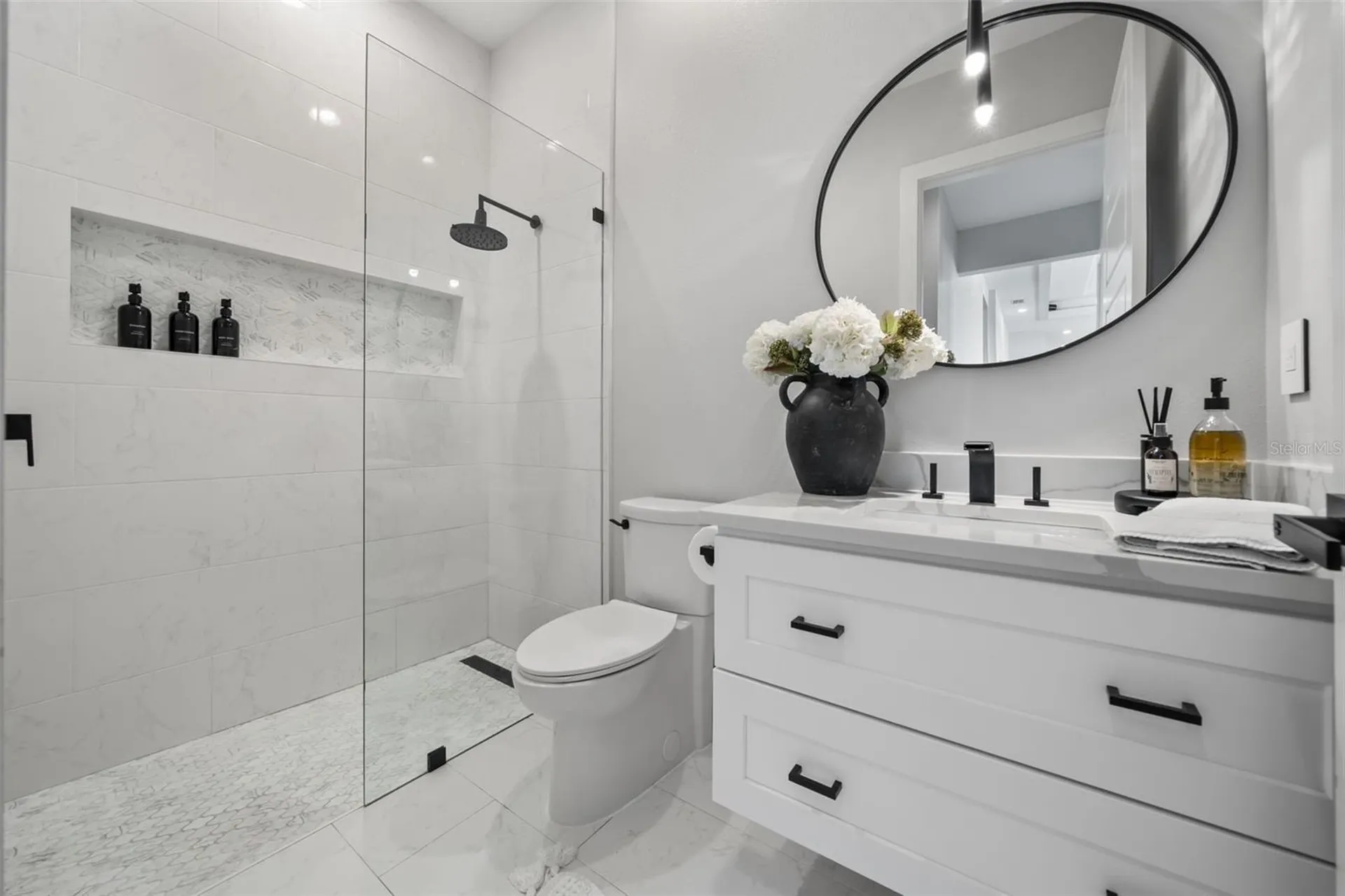 1643 Stanford Lane Sarasota FL 34231