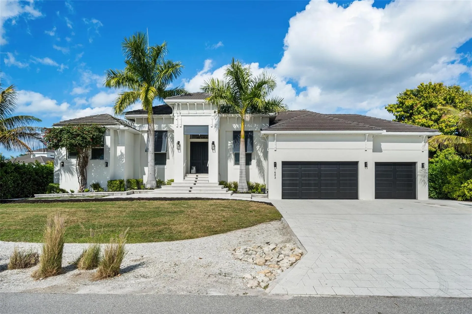 1643 Stanford Lane Sarasota FL 34231