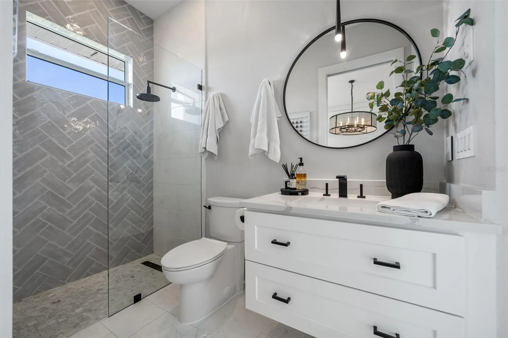 1643 Stanford Lane Sarasota FL 34231