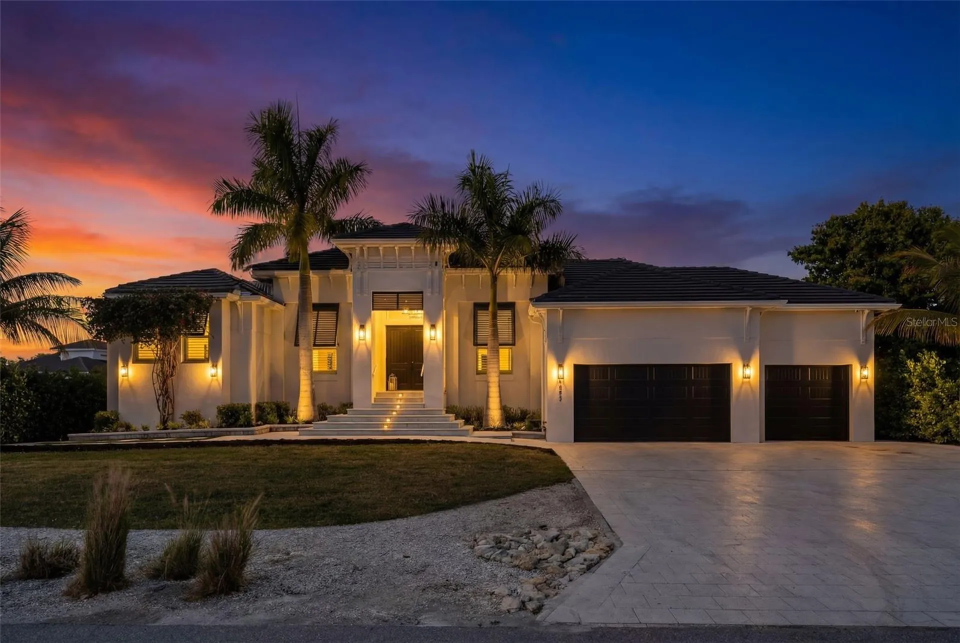 1643 Stanford Lane Sarasota FL 34231