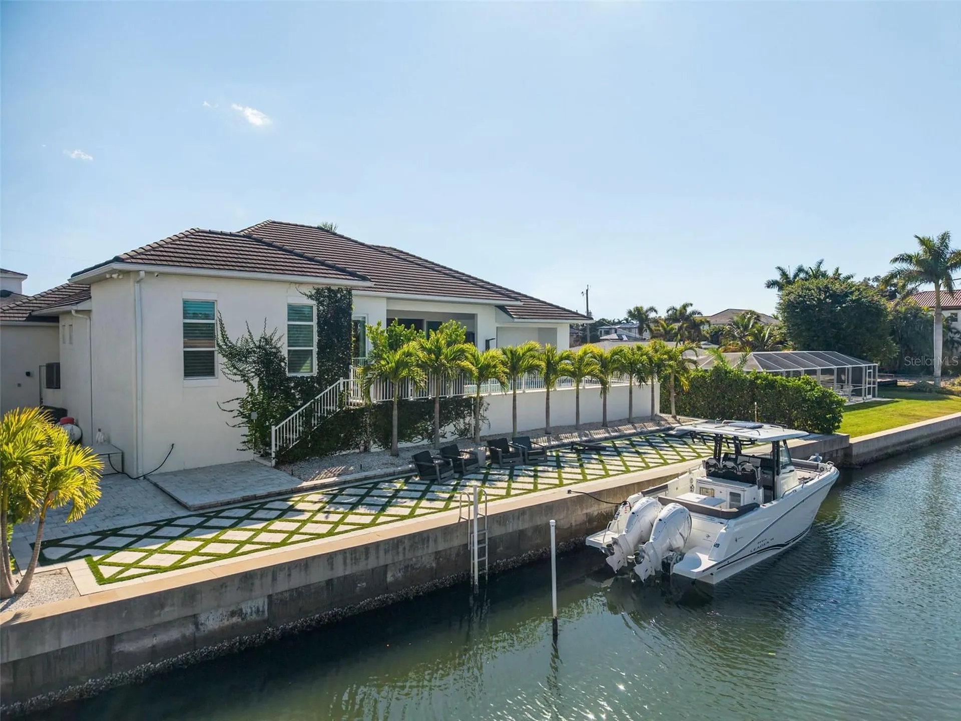 1643 Stanford Lane Sarasota FL 34231