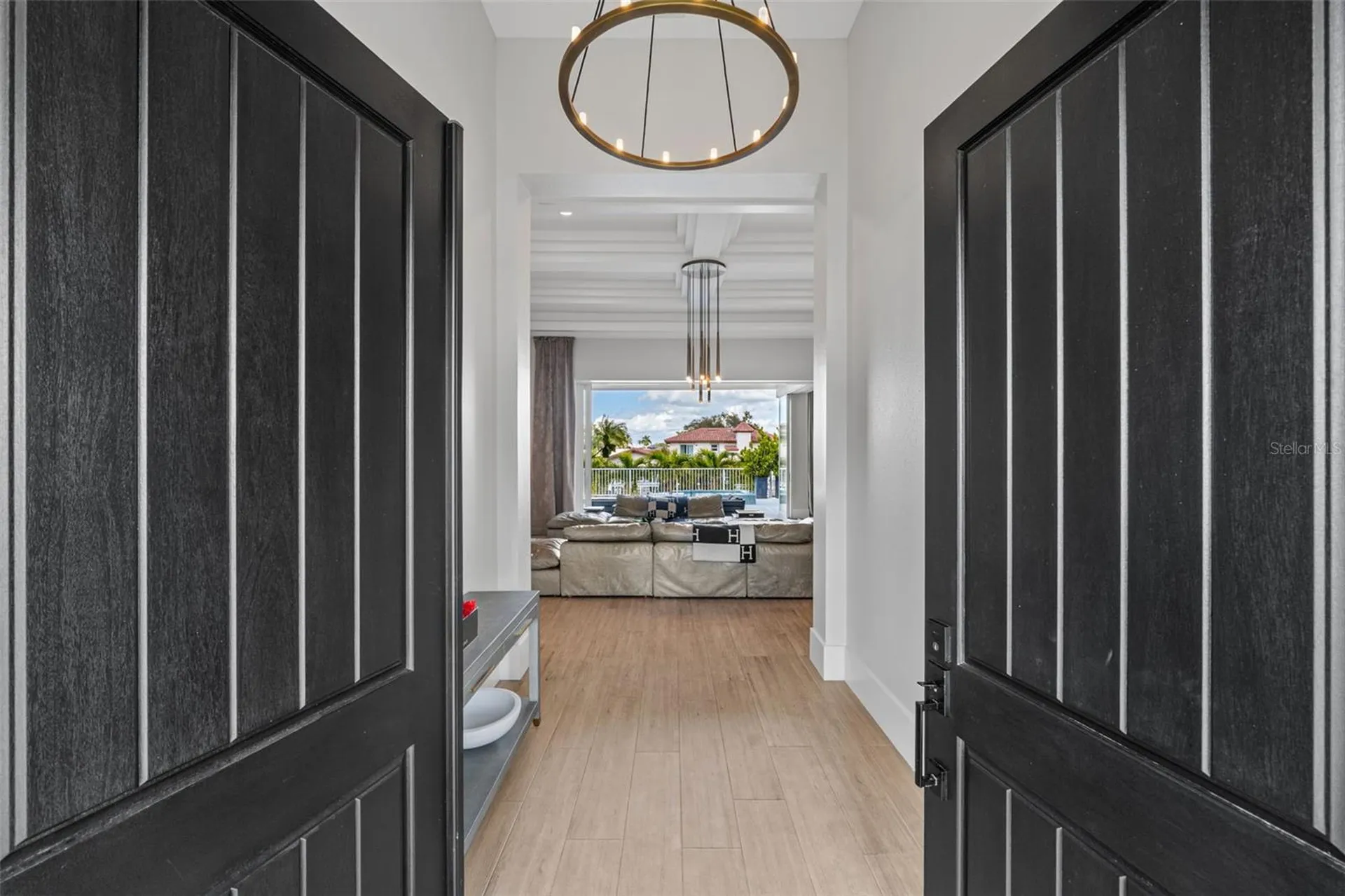 1643 Stanford Lane Sarasota FL 34231