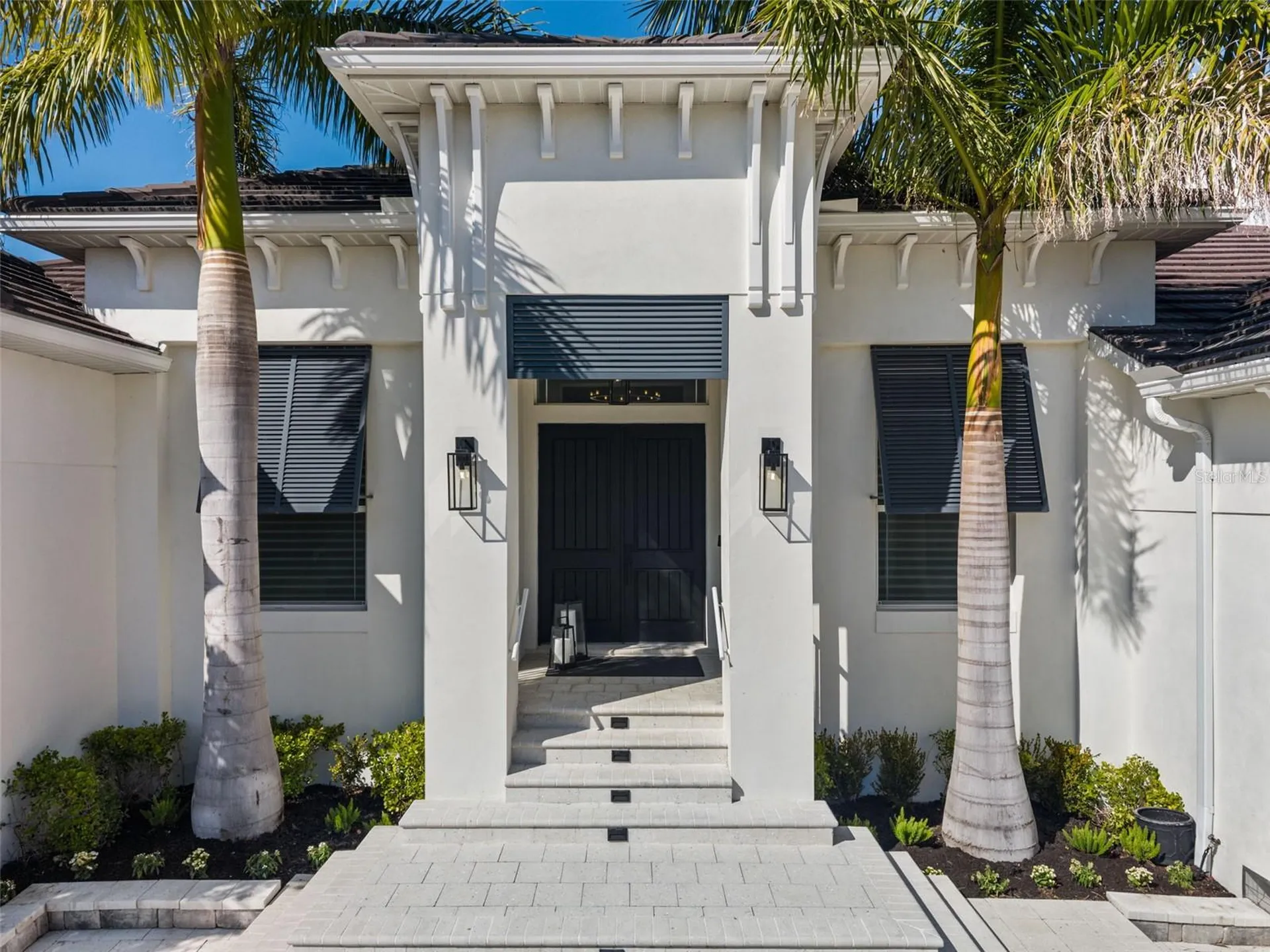 1643 Stanford Lane Sarasota FL 34231