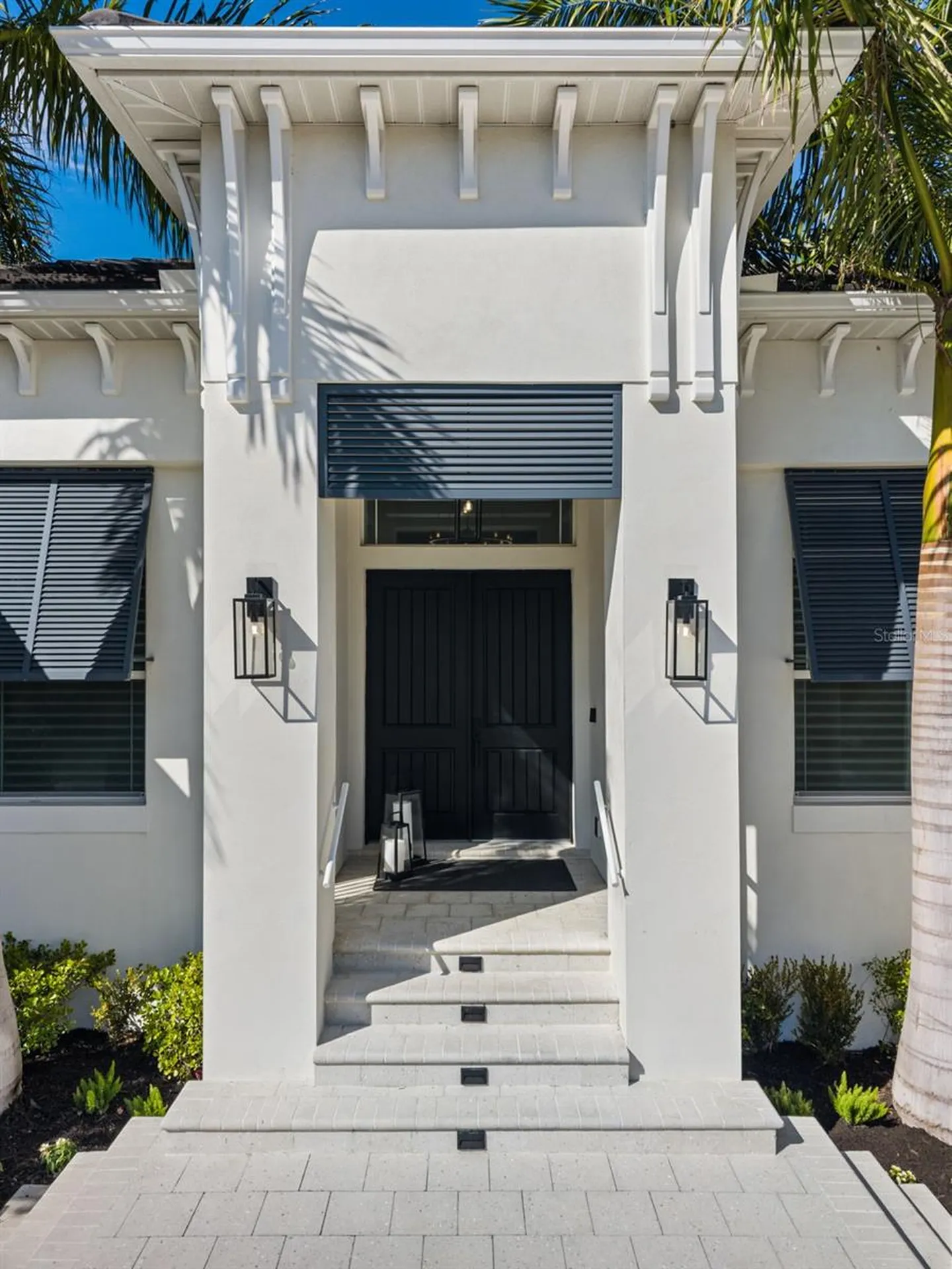 1643 Stanford Lane Sarasota FL 34231