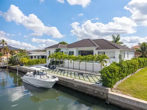 1643 Stanford Lane Sarasota FL 34231