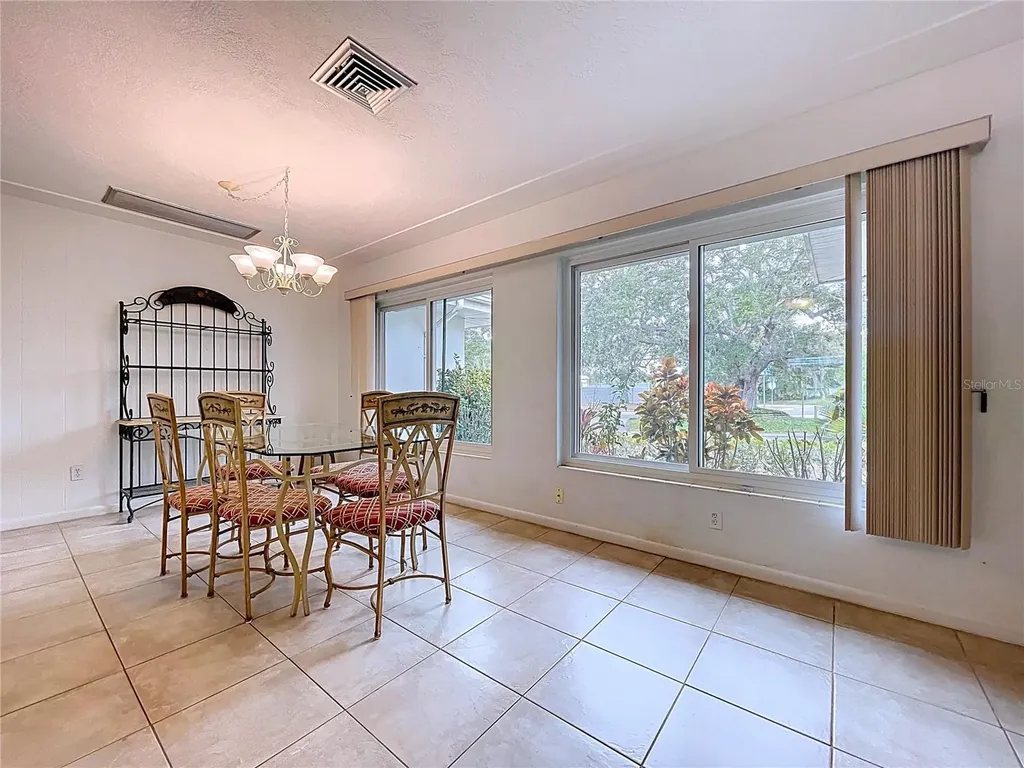 1002 Bay Breeze Terrace Largo FL 33770
