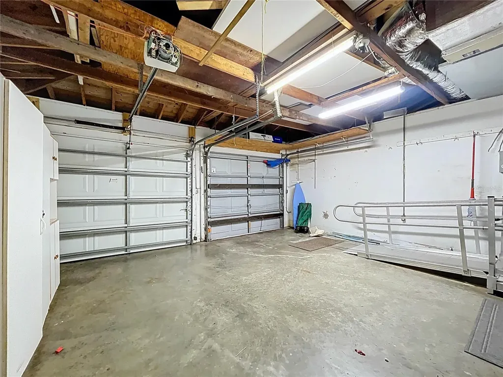 1002 Bay Breeze Terrace Largo FL 33770