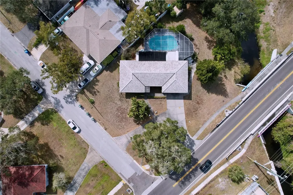 1002 Bay Breeze Terrace Largo FL 33770