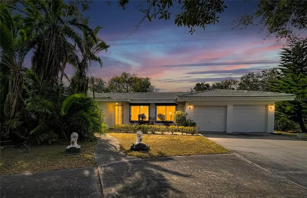 1002 Bay Breeze Terrace Largo FL 33770