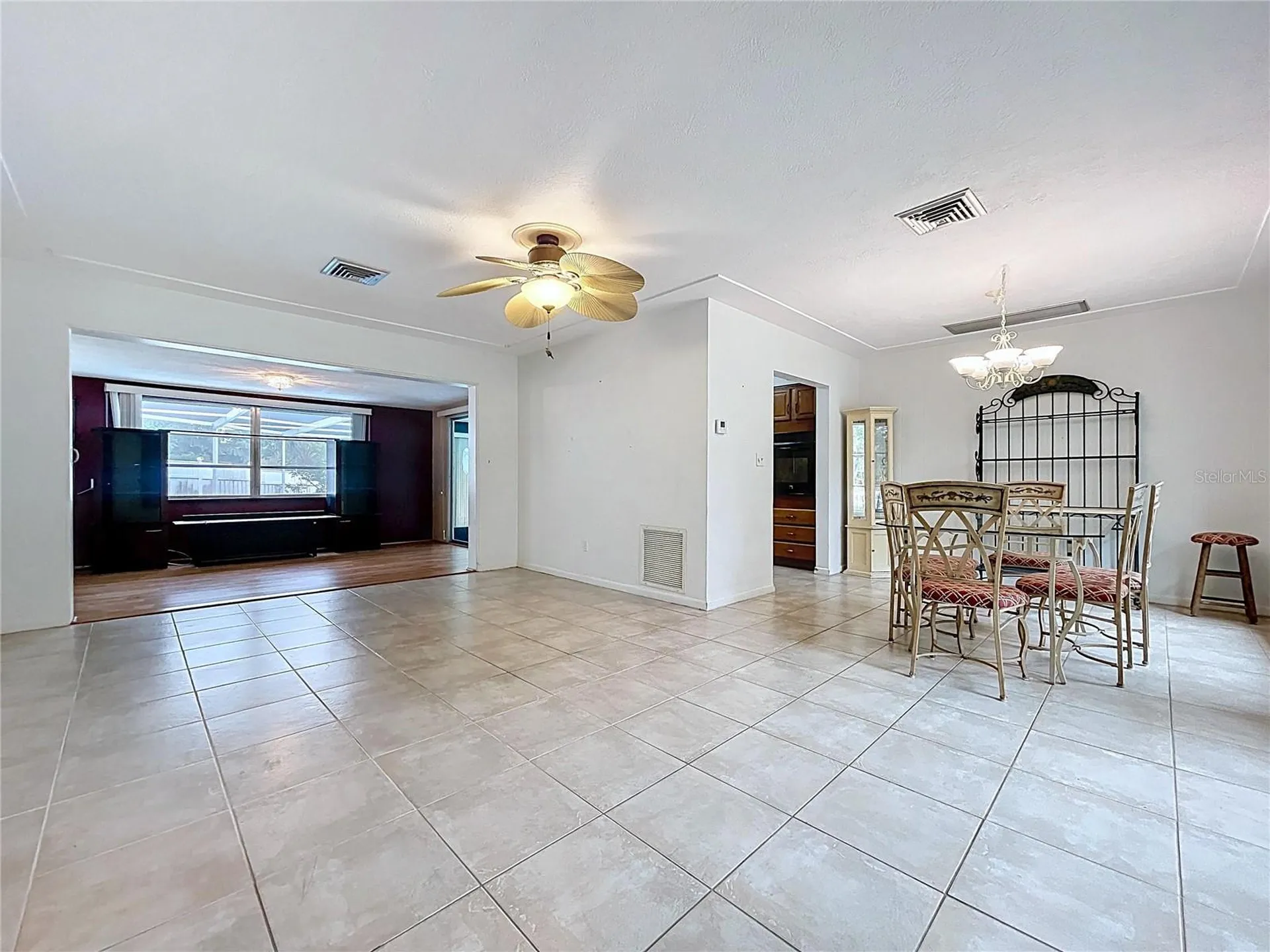1002 Bay Breeze Terrace Largo FL 33770