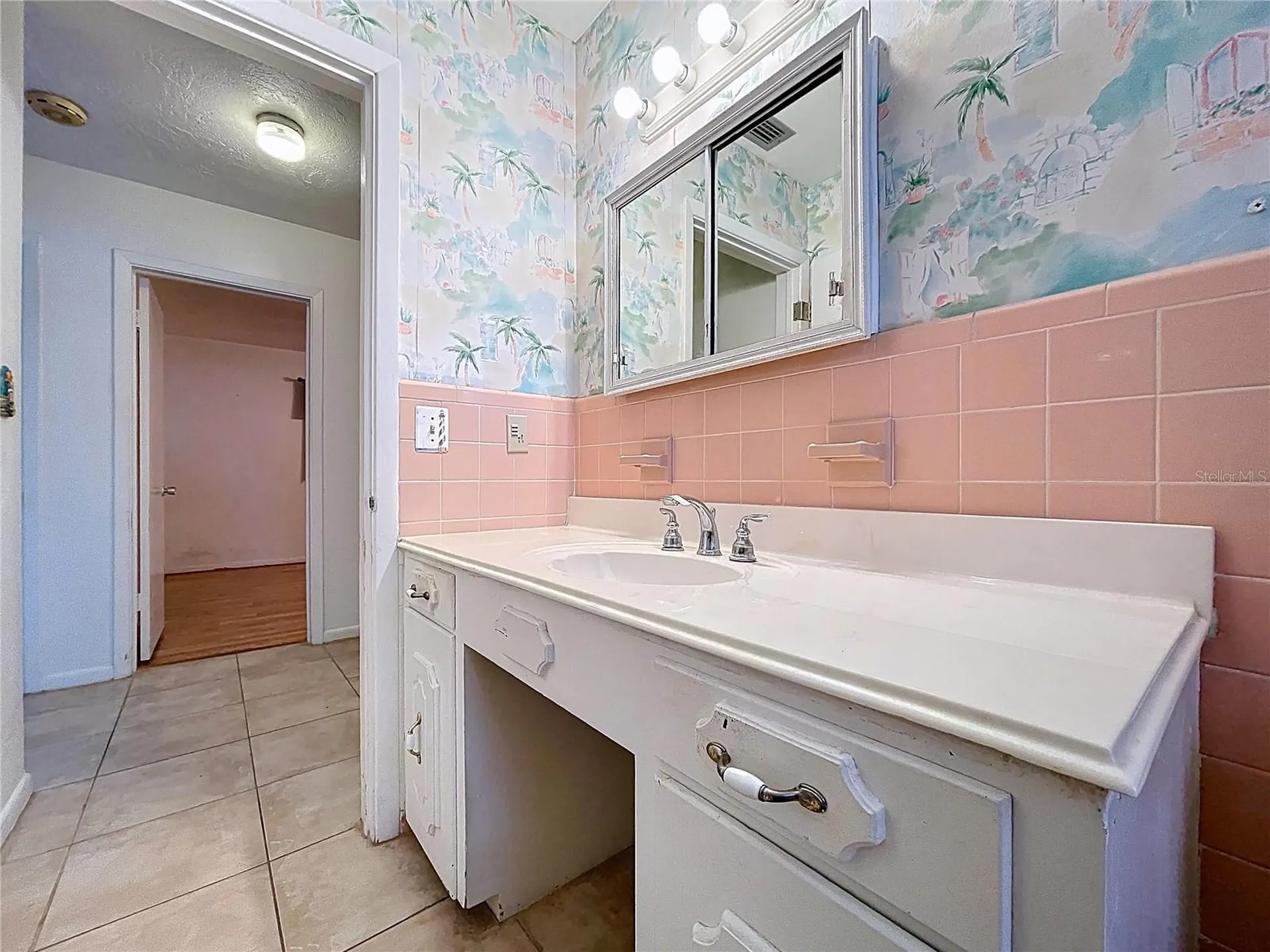 1002 Bay Breeze Terrace Largo FL 33770