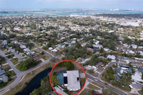 1002 Bay Breeze Terrace Largo FL 33770