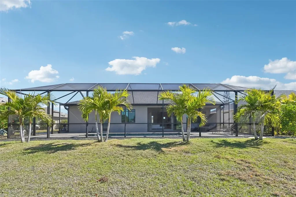 242 Fairway Road Rotonda West FL 33947