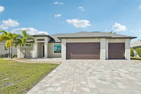242 Fairway Road Rotonda West FL 33947