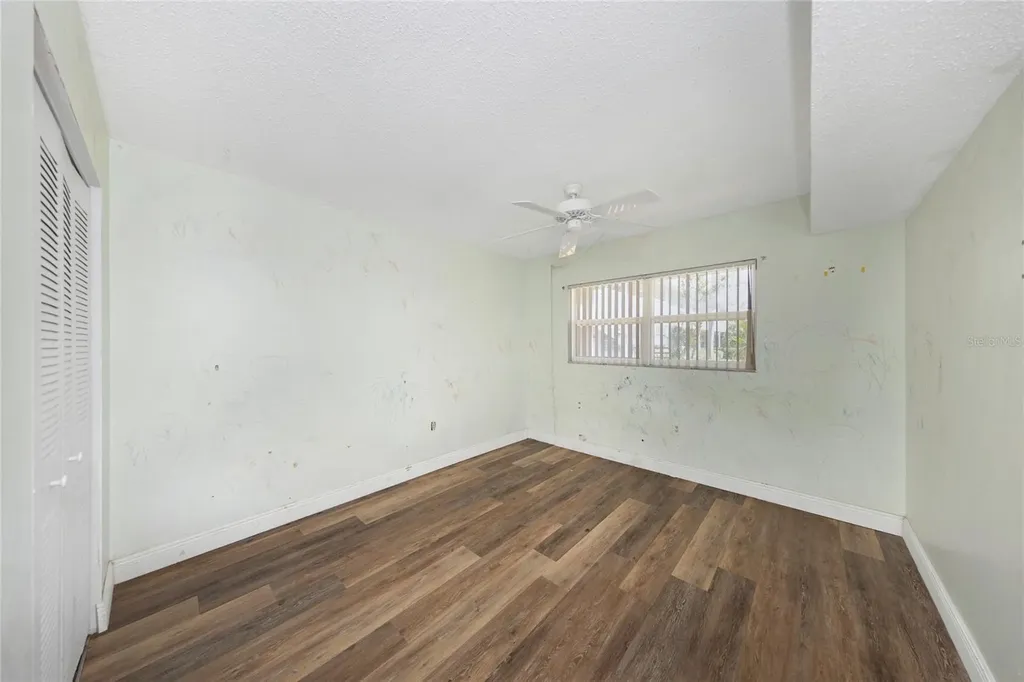 10032 65th Avenue N St Petersburg FL 33708