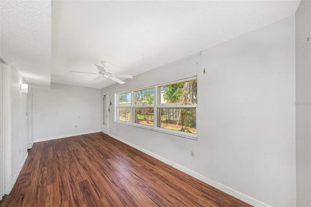 10032 65th Avenue N St Petersburg FL 33708