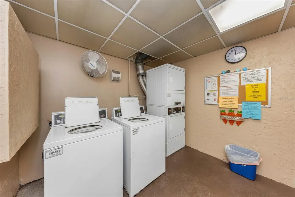 10032 65th Avenue N St Petersburg FL 33708