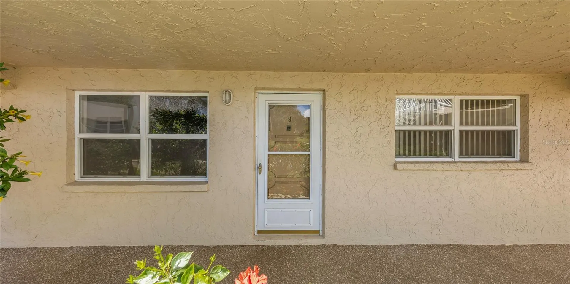 10032 65th Avenue N St Petersburg FL 33708