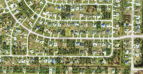 9894 Gulfstream Boulevard Englewood FL 34224