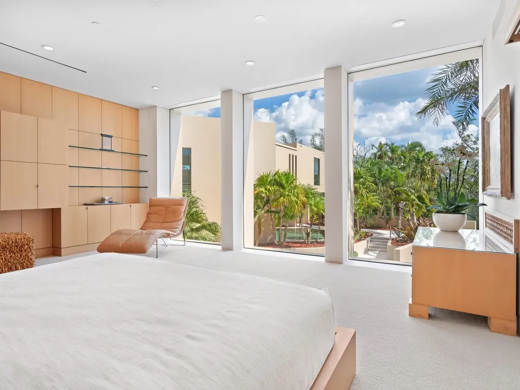 6610 Gulf Of Mexico Drive Longboat Key FL 34228