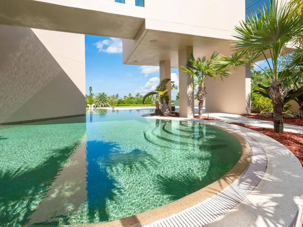 6610 Gulf Of Mexico Drive Longboat Key FL 34228