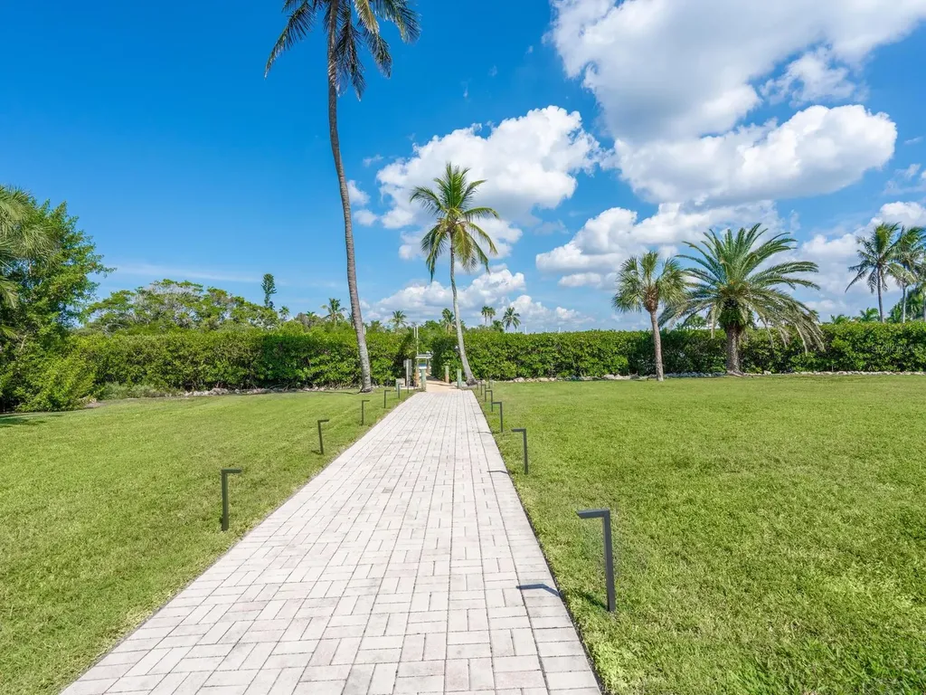 6610 Gulf Of Mexico Drive Longboat Key FL 34228