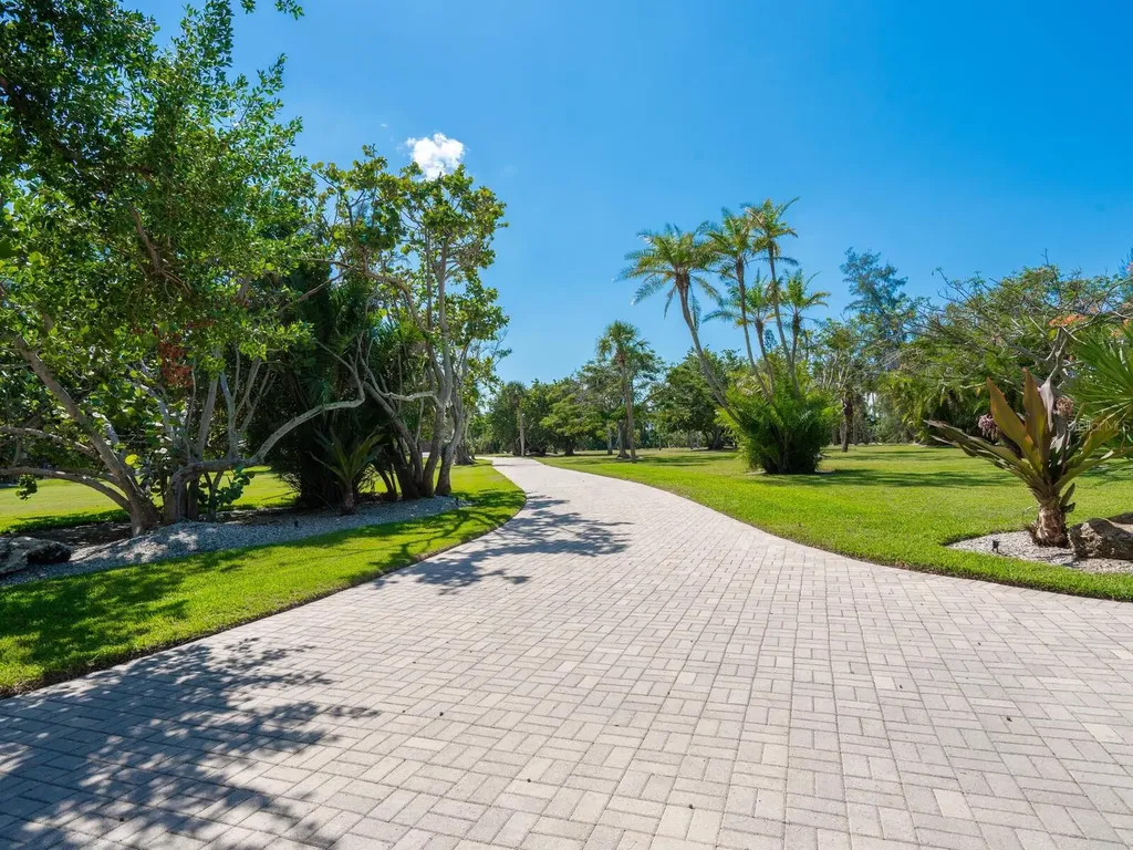 6610 Gulf Of Mexico Drive Longboat Key FL 34228