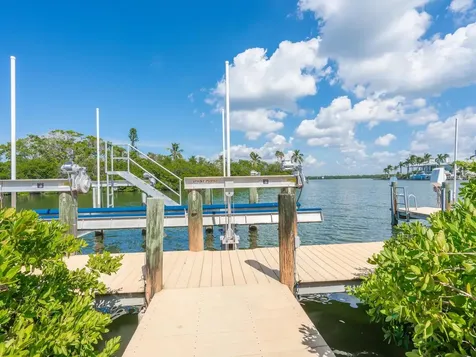 6610 Gulf Of Mexico Drive Longboat Key FL 34228