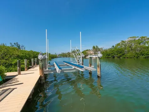 6610 Gulf Of Mexico Drive Longboat Key FL 34228