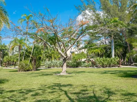 6610 Gulf Of Mexico Drive Longboat Key FL 34228