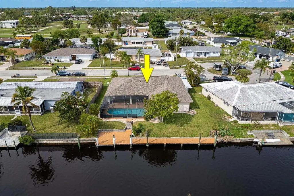 1719 W Bluewater Terrace North Fort Myers FL 33903