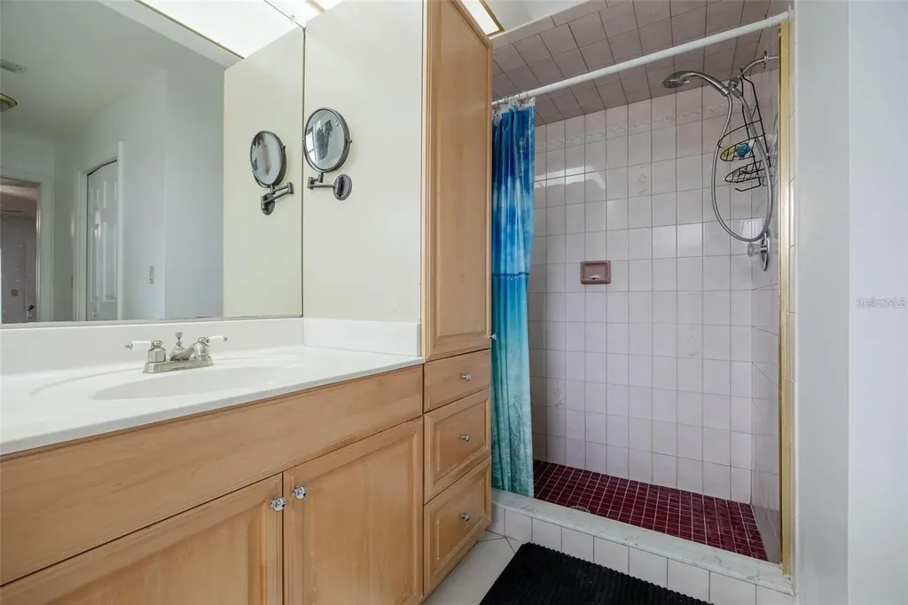 1719 W Bluewater Terrace North Fort Myers FL 33903