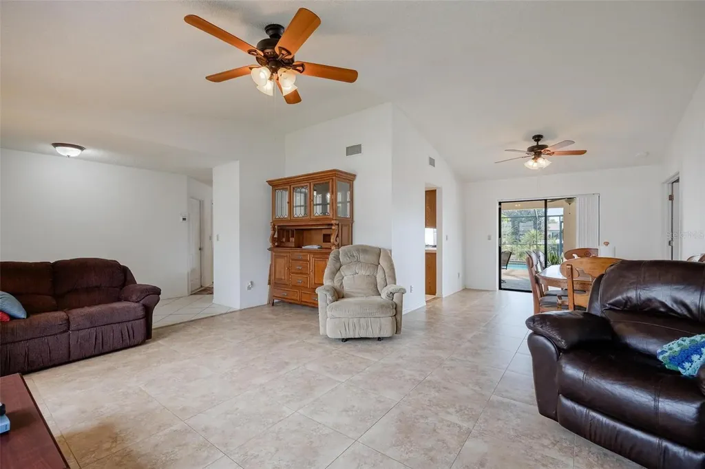 1719 W Bluewater Terrace North Fort Myers FL 33903