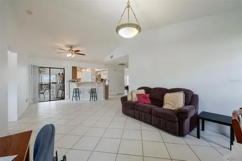 1719 W Bluewater Terrace North Fort Myers FL 33903