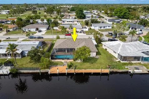 1719 W Bluewater Terrace North Fort Myers FL 33903