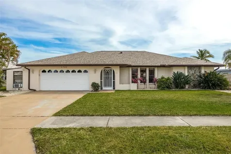1719 W Bluewater Terrace North Fort Myers FL 33903