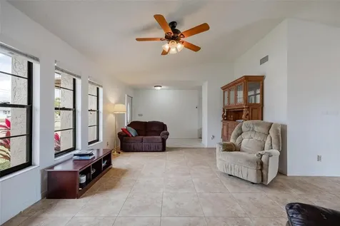 1719 W Bluewater Terrace North Fort Myers FL 33903