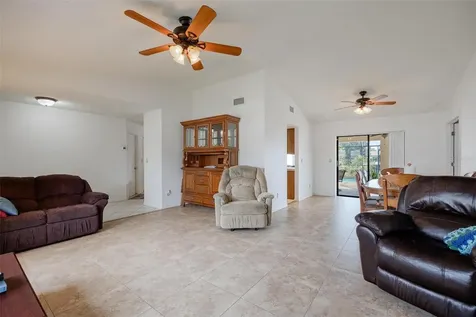 1719 W Bluewater Terrace North Fort Myers FL 33903