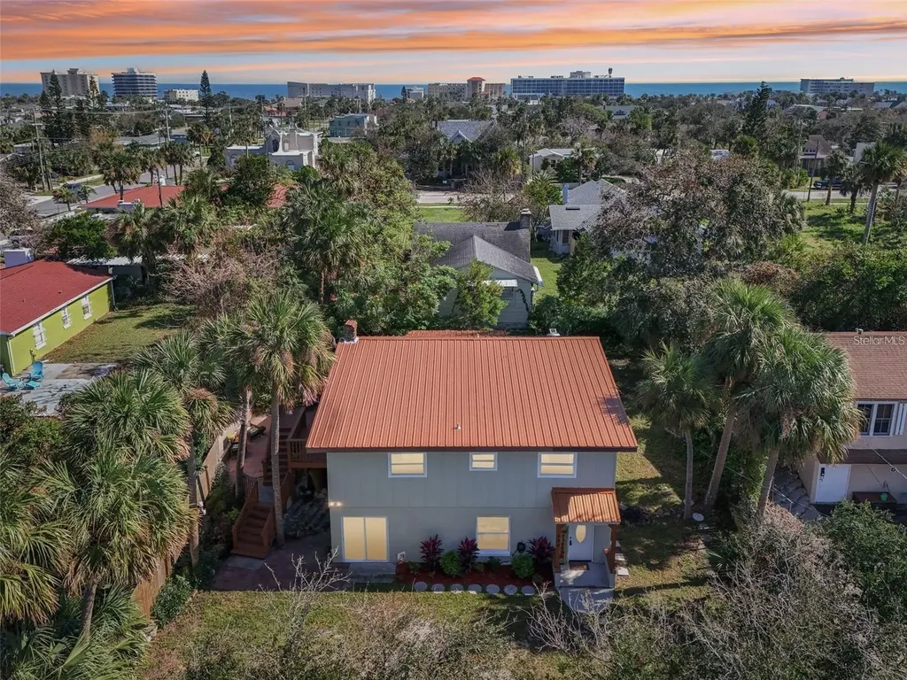934 N Halifax Avenue Daytona Beach FL 32118