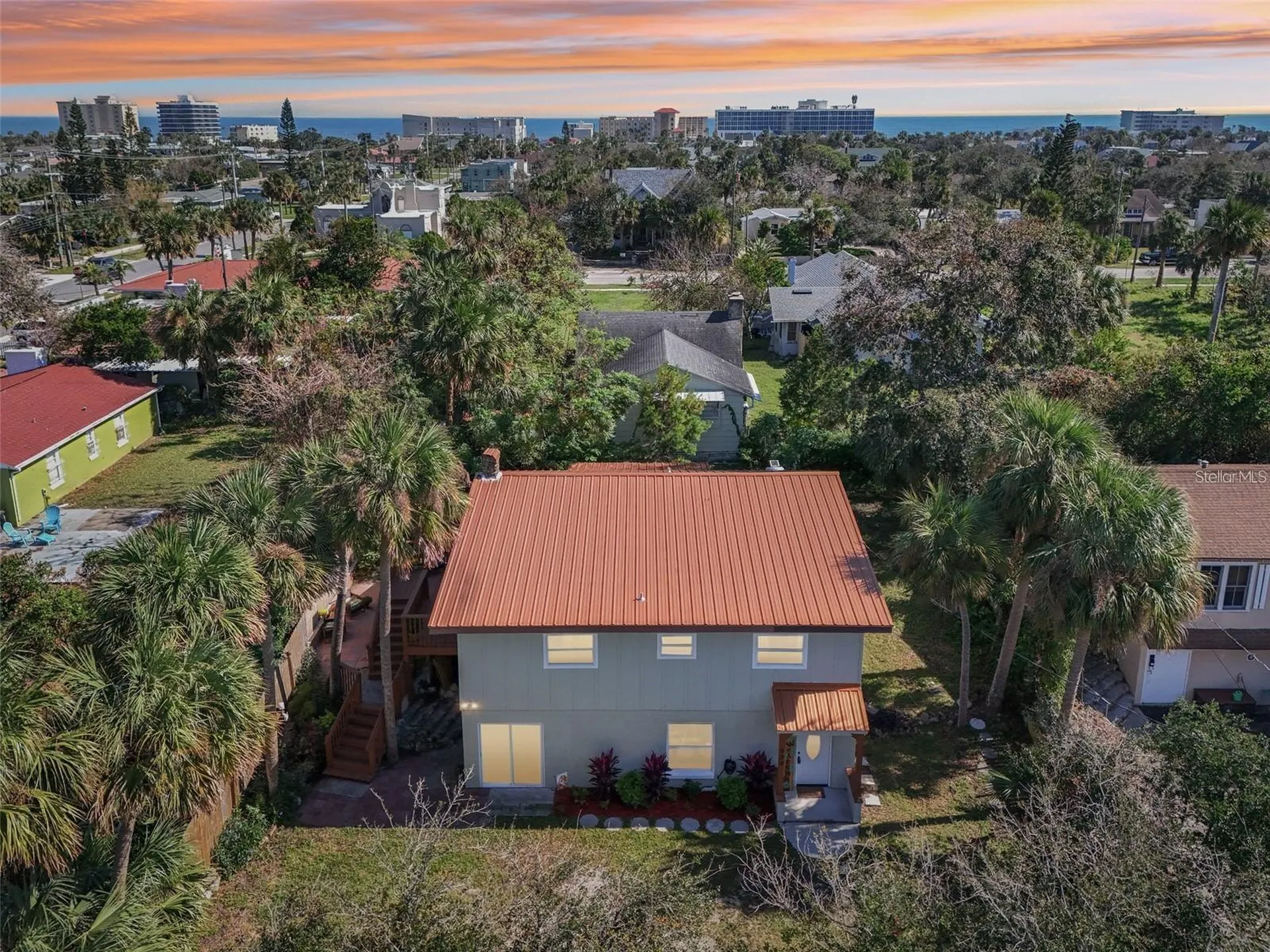 934 N Halifax Avenue Daytona Beach FL 32118